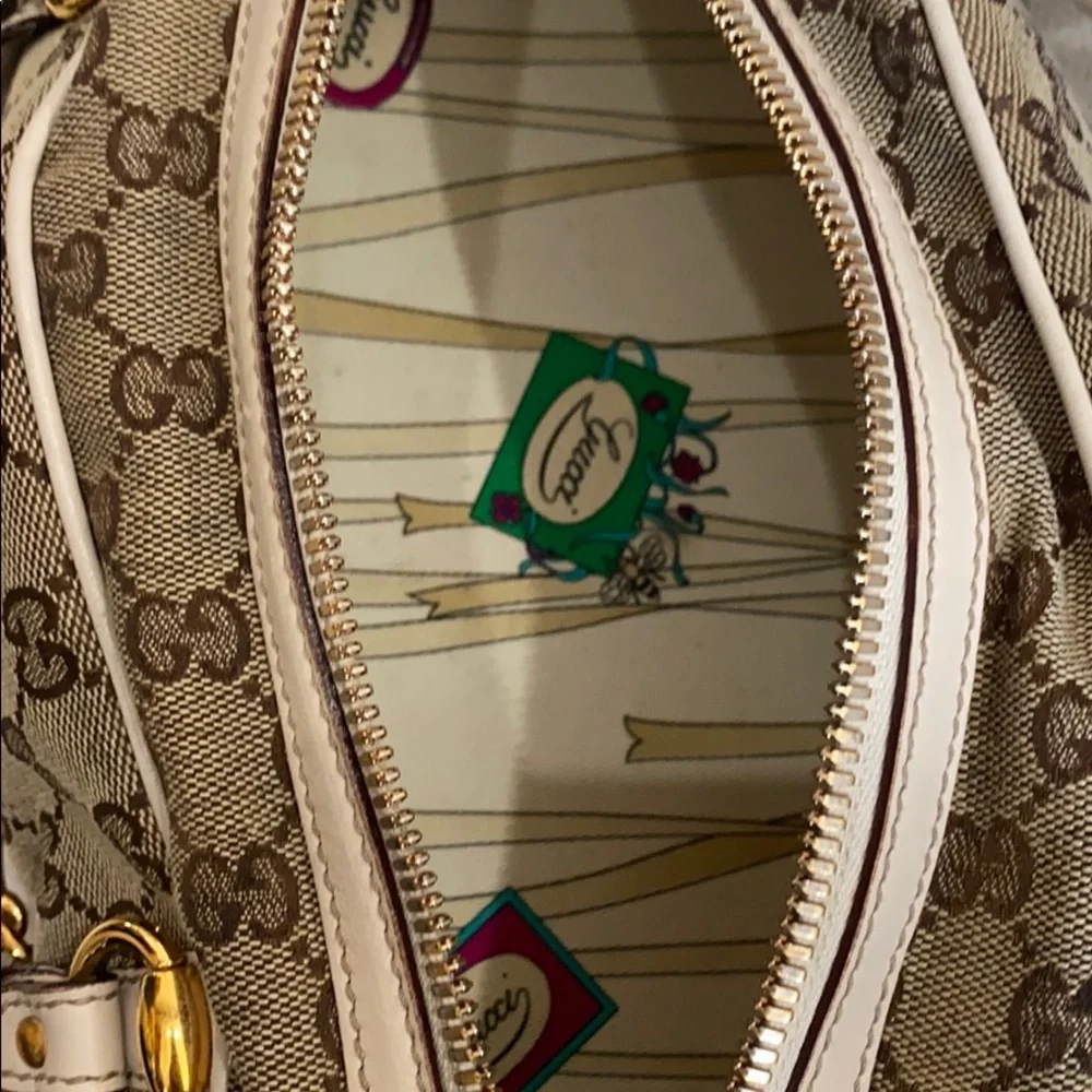 Gucci Monogram Wave Medium Boston Cream Bag - Picture 4 of 5
